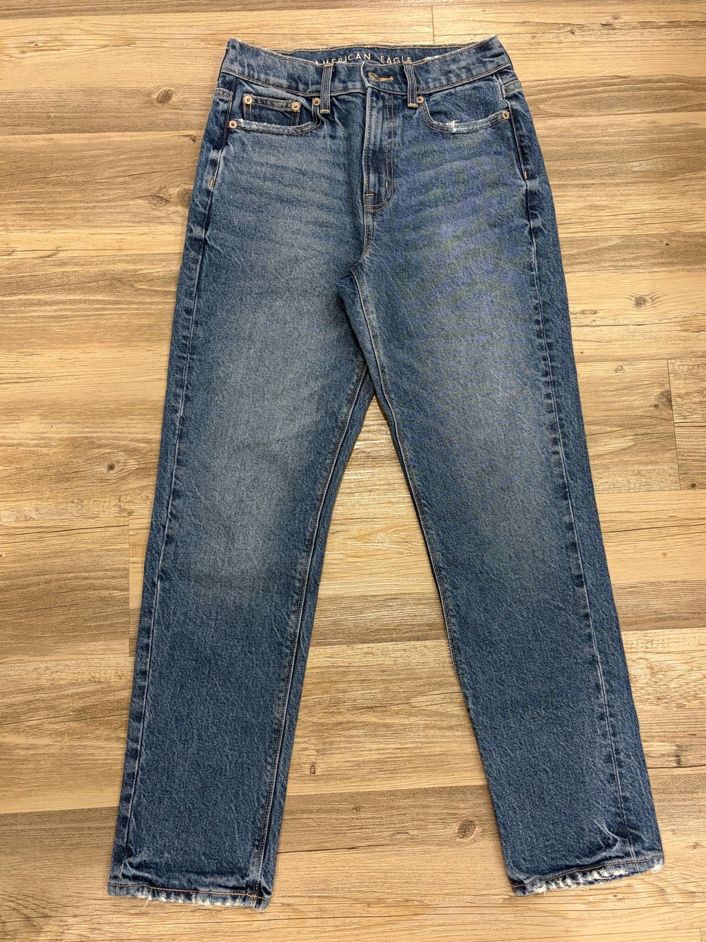American Eagle Super High-Rise Straight Leg Jeans